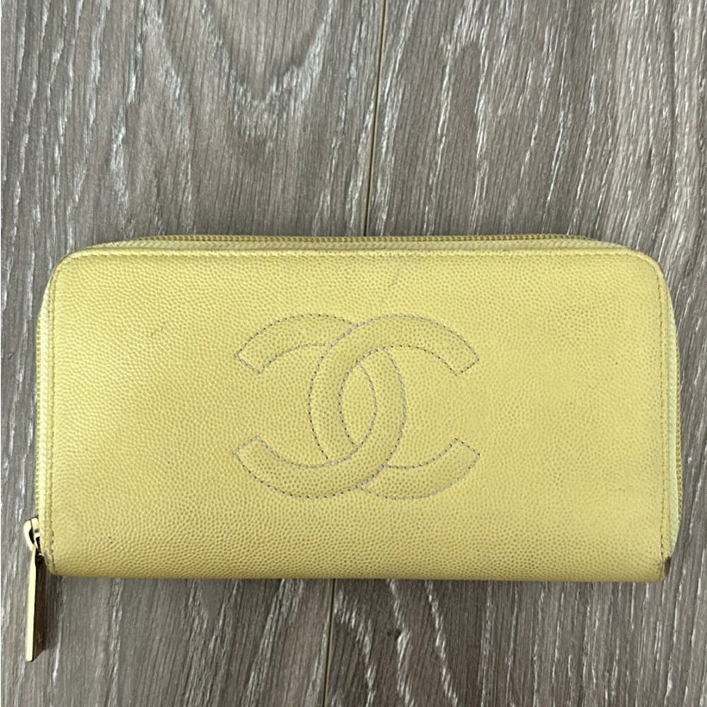 Chanel wallet